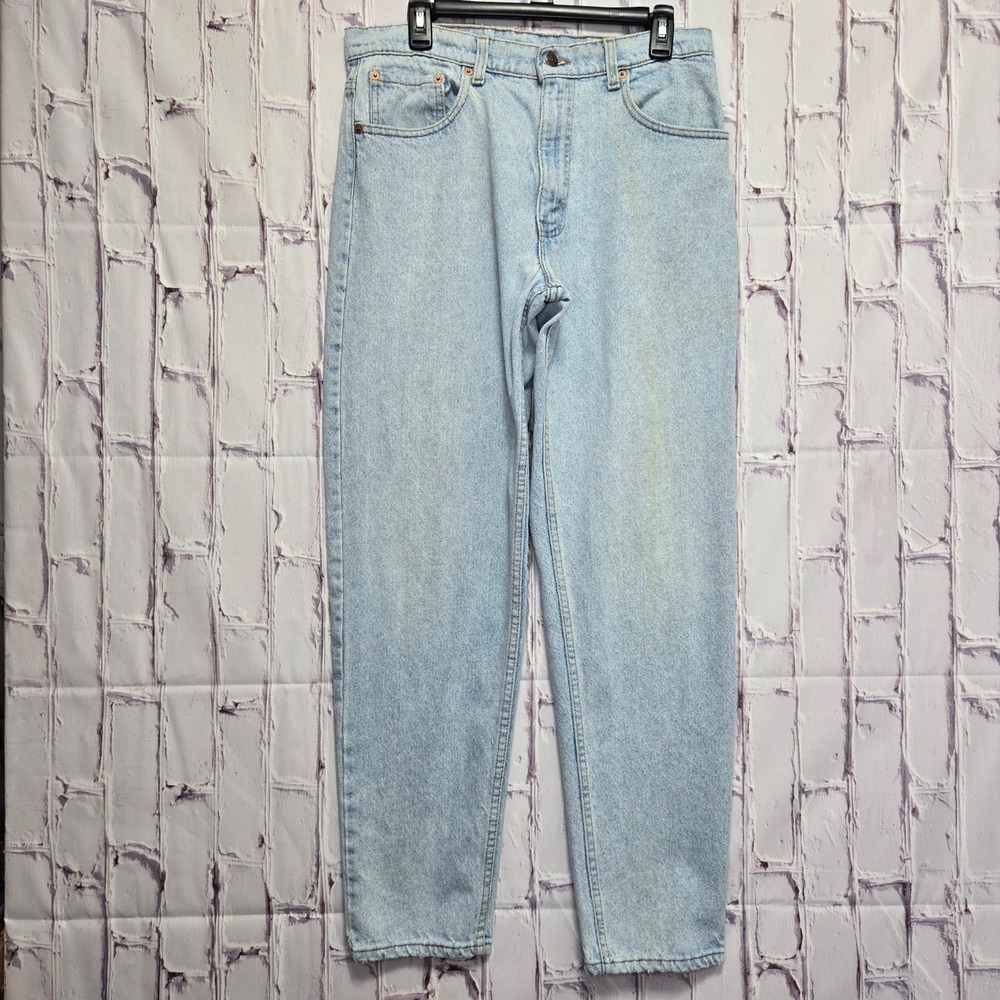 Vintage 1990 Levis 550 Relaxed Fit‎ Tapered Leg Light Wash Jeans 34x32 Made USA